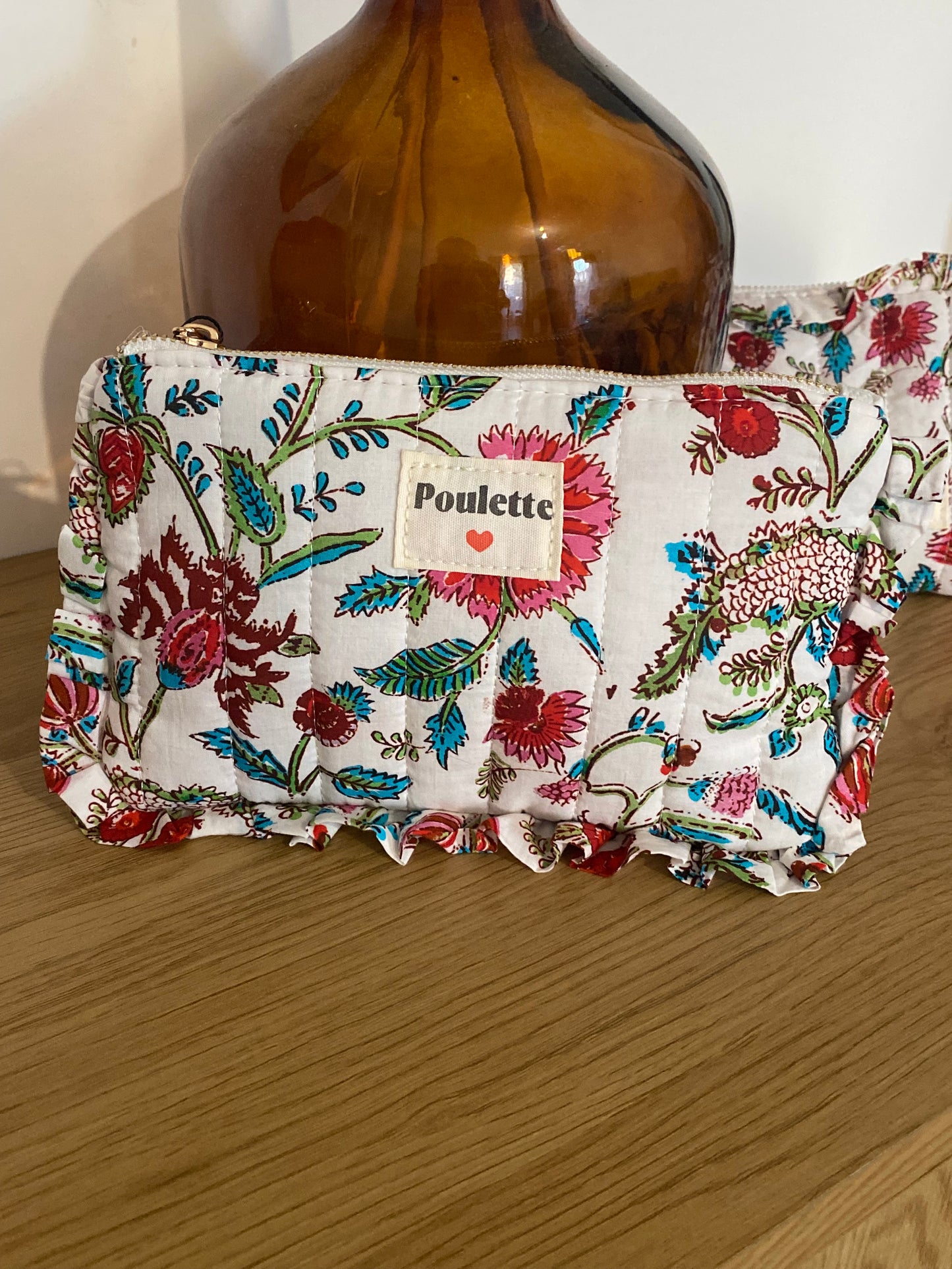 Pochette White